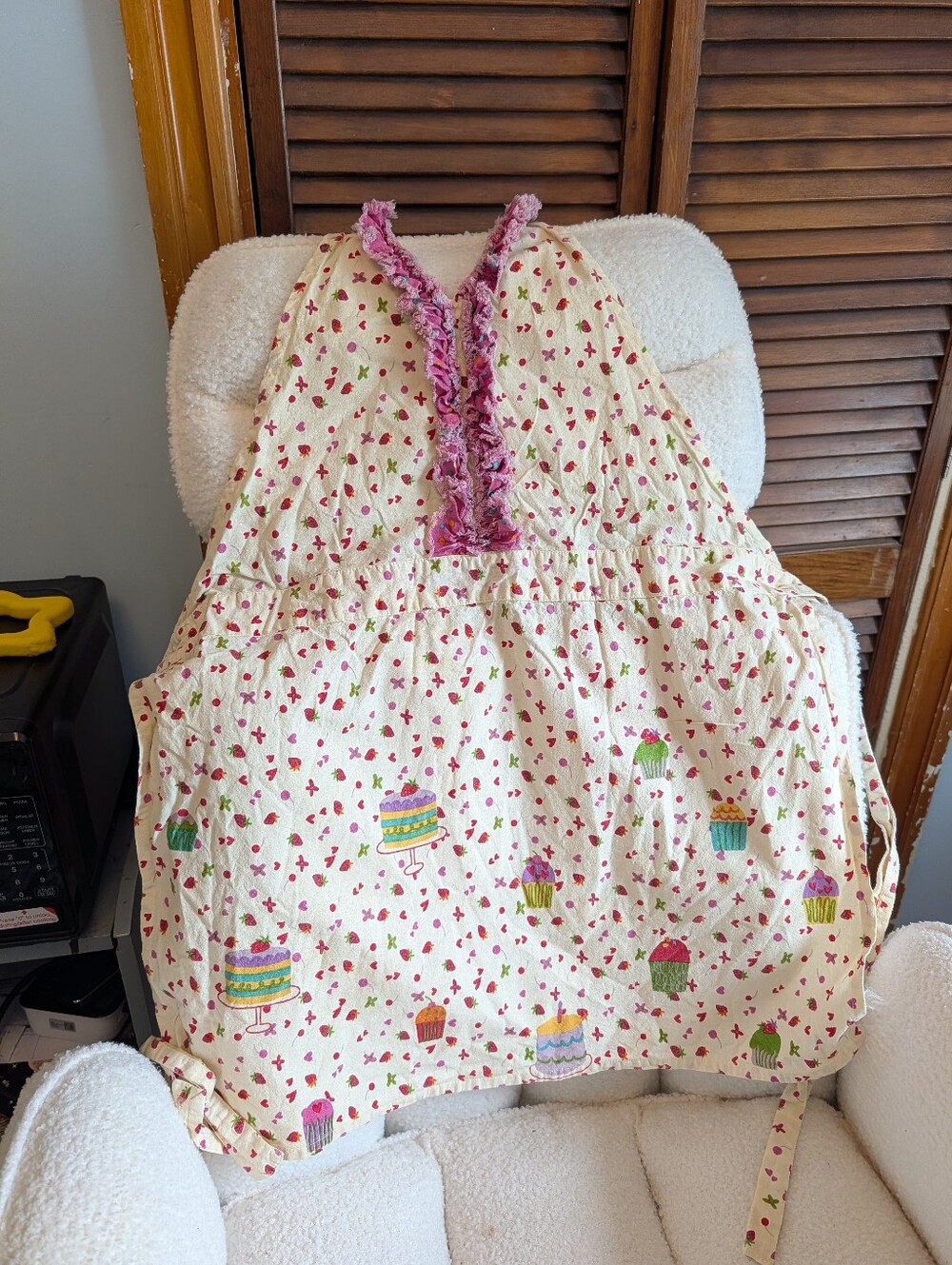 Kitchen Apron Cotton Cupcakes and Pink Ruffle